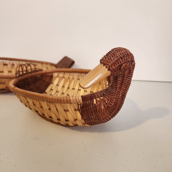 Vintage Duck Wicker Basket Lot Woven Rattan Plant Basket French Country Kitchen - Picture 4 of 9